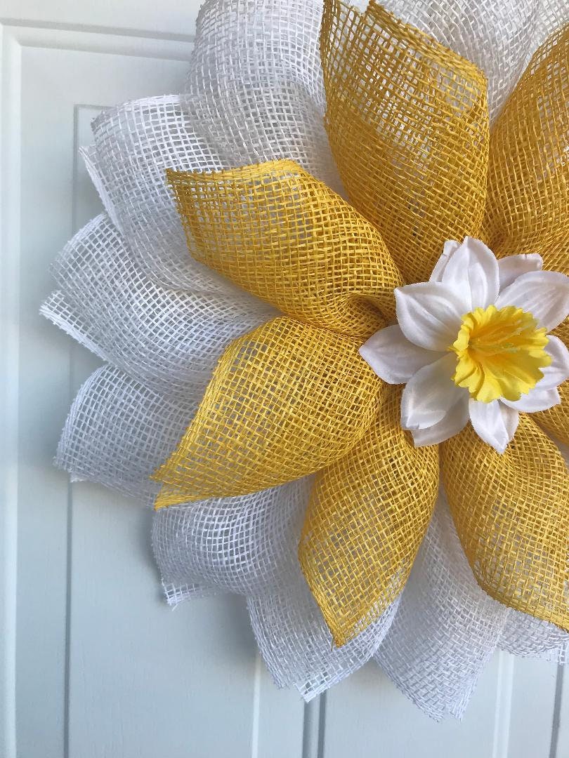 Daffodil Spring Wreath – Yellow & White Burlap Flower Door Décor