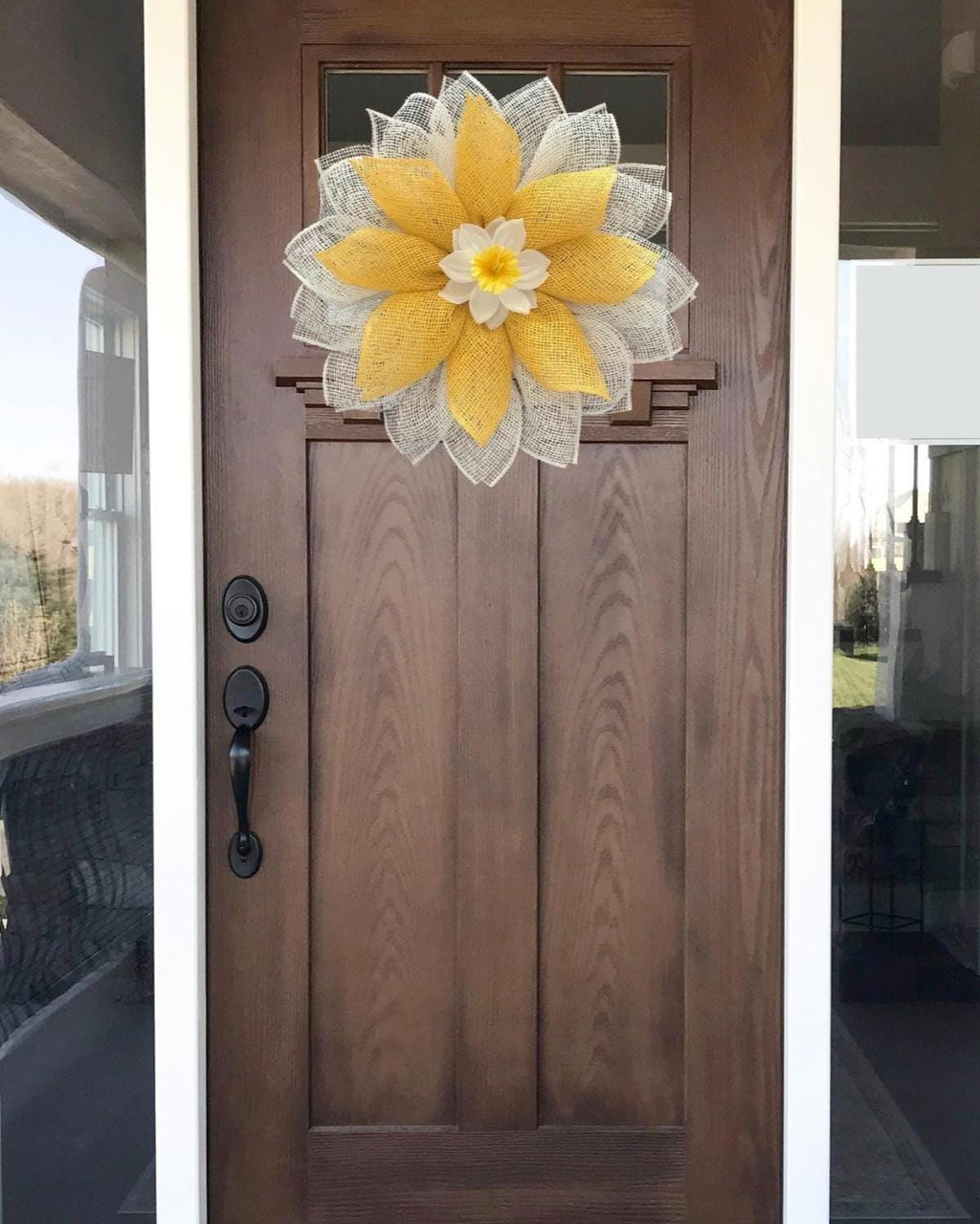 Daffodil Spring Wreath – Yellow & White Burlap Flower Door Décor