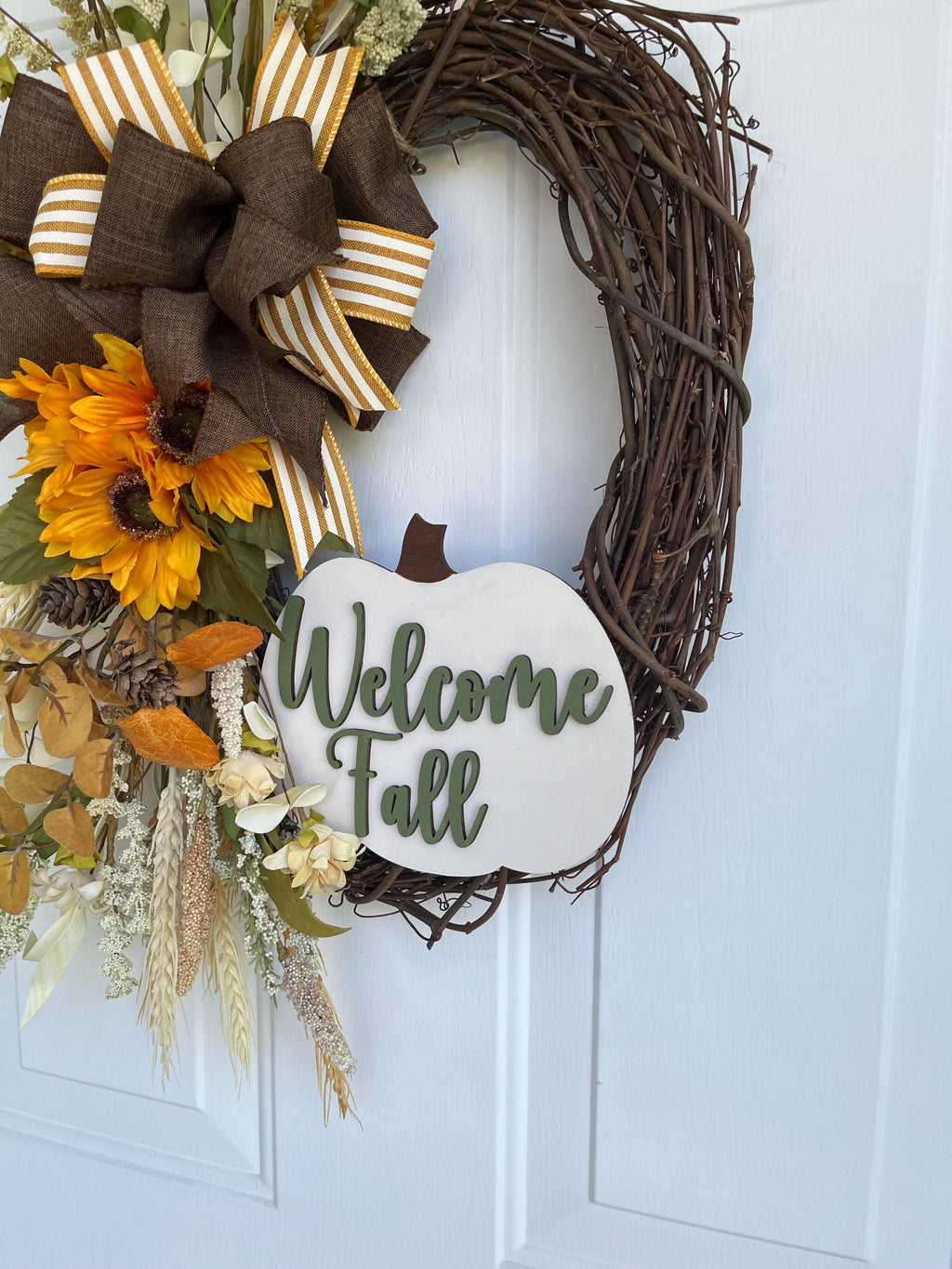 Handmade Pumpkin Fall Front Door Wreath – Welcome Fall Laser-Cut Wood Sign, Oval Grapevine Autumn Decor