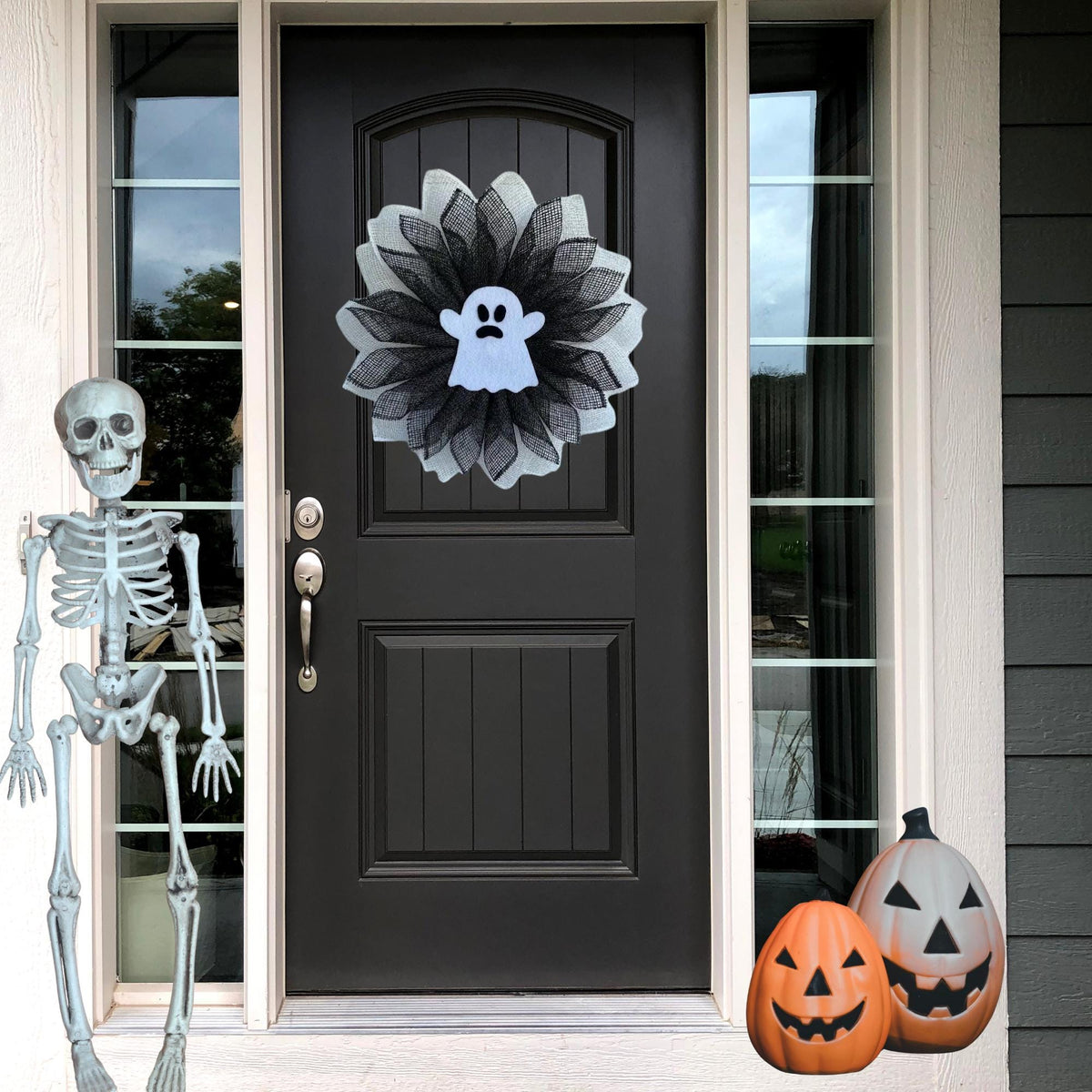 Halloween Ghost Wreath, Black & White Burlap, Spooky Front Door Decor