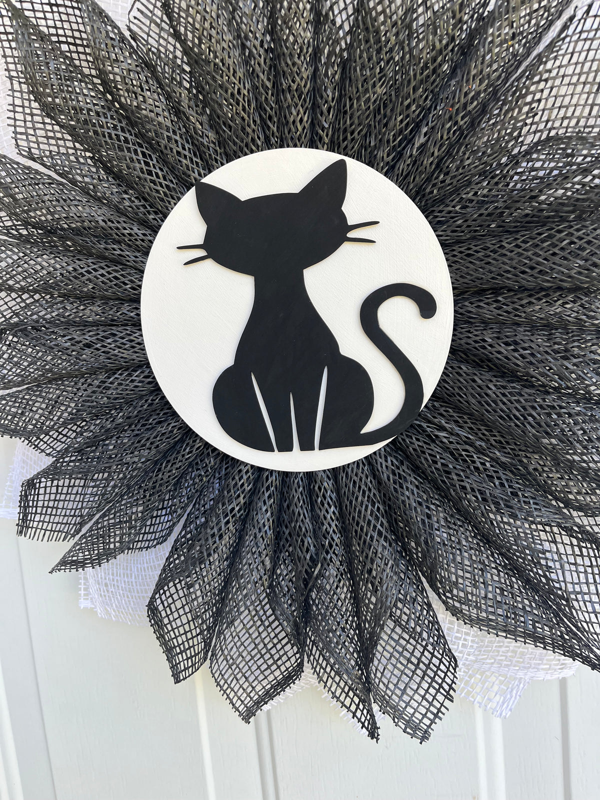 Handmade Black & White Halloween Wreath – Black Cat Deco Mesh Door Décor